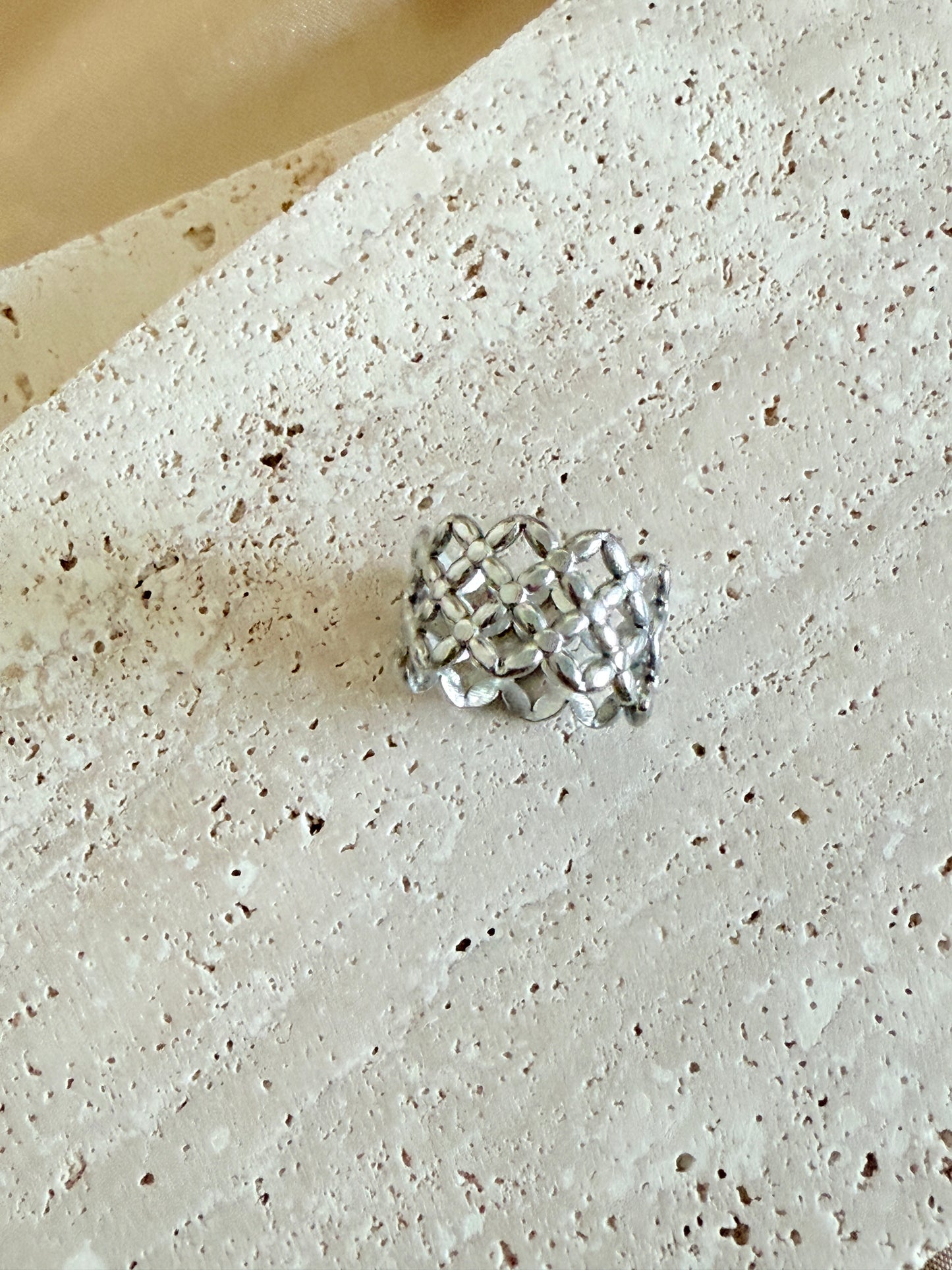 Lumira Ring