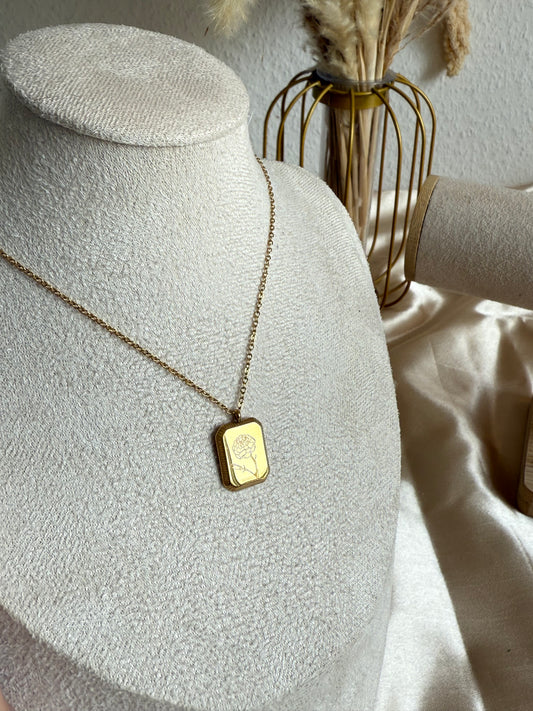 Golden Rosa Necklace
