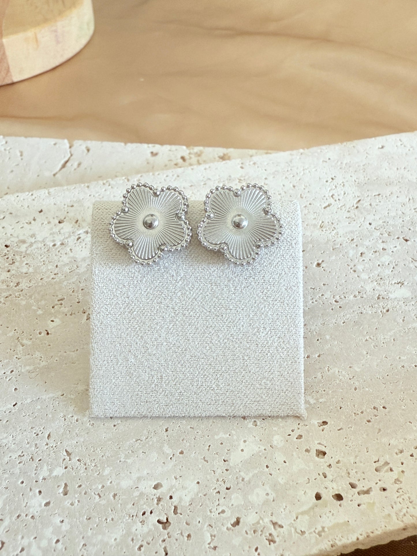 Silver Rose (Earrings)