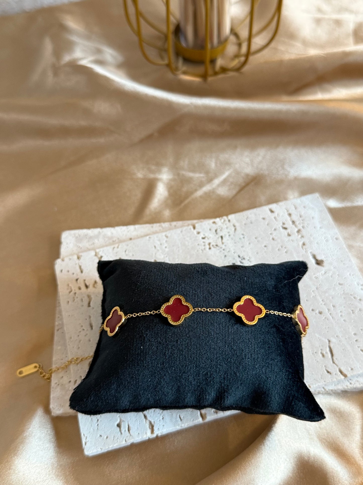 Eline Maroon “Bracelet”