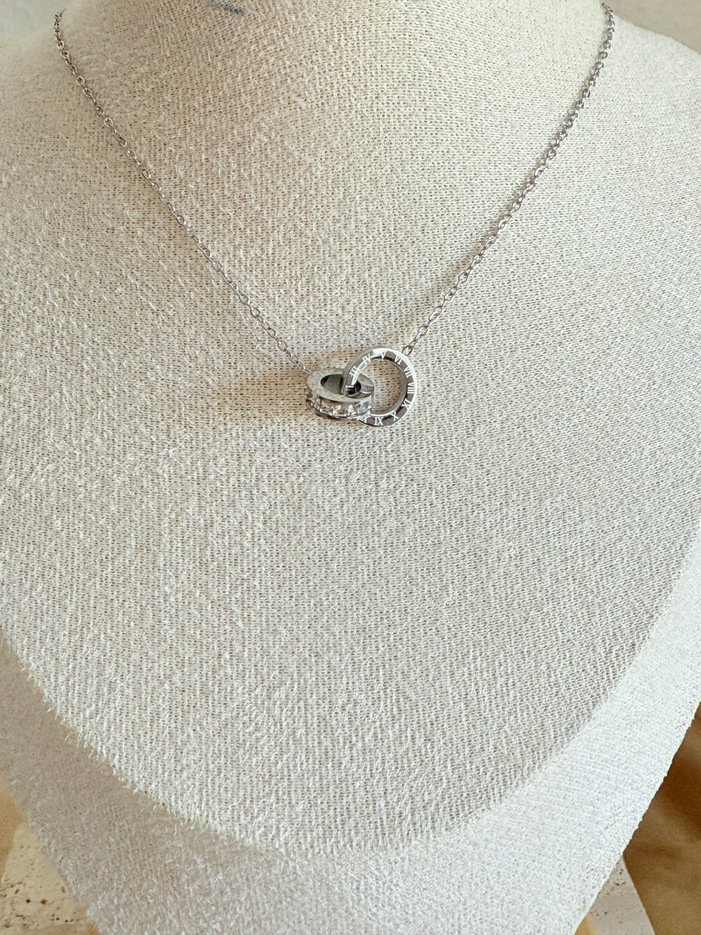 Glory Necklace