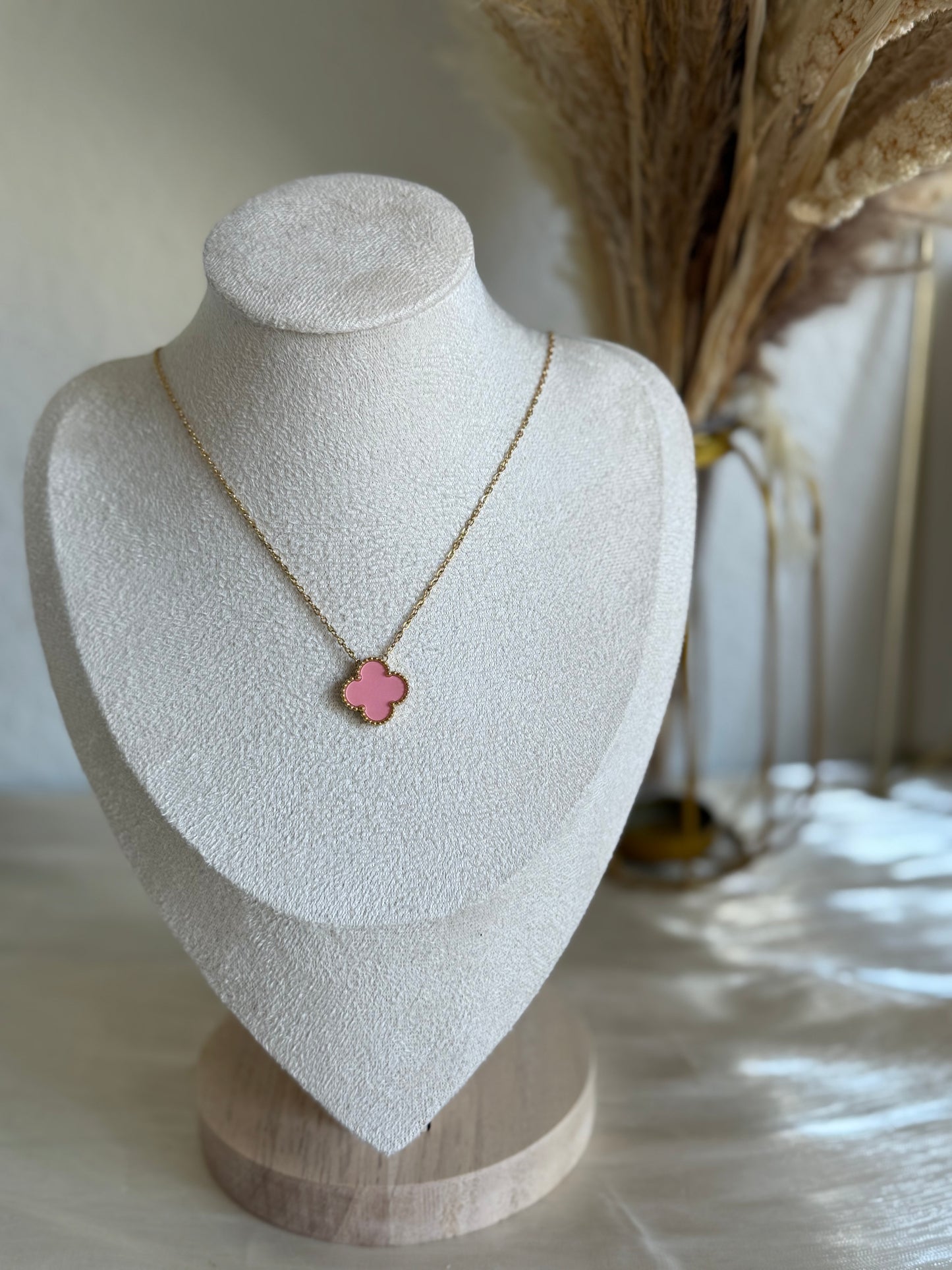 Eline in pink”Necklace “