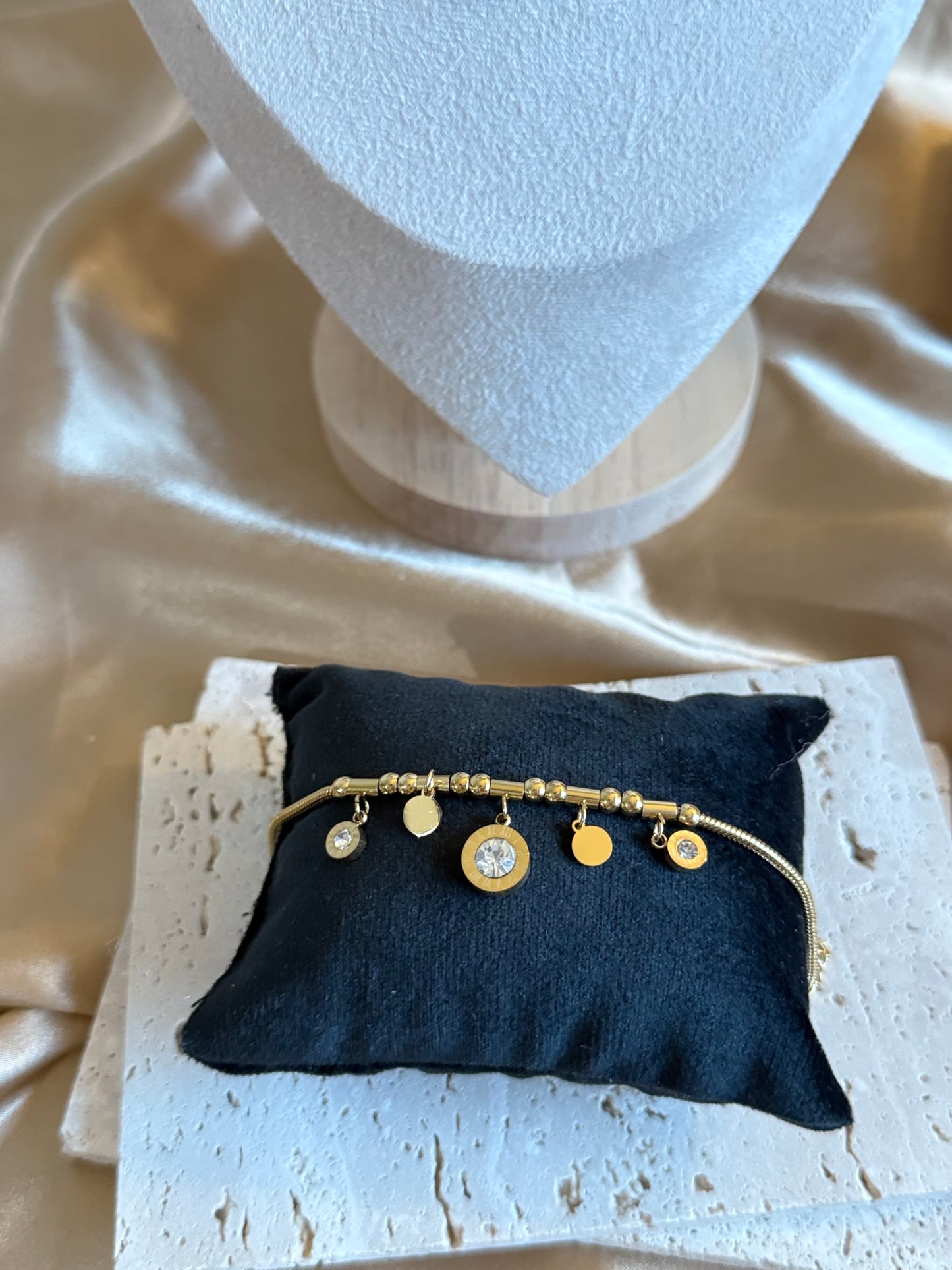 Lilaf “Bracelet