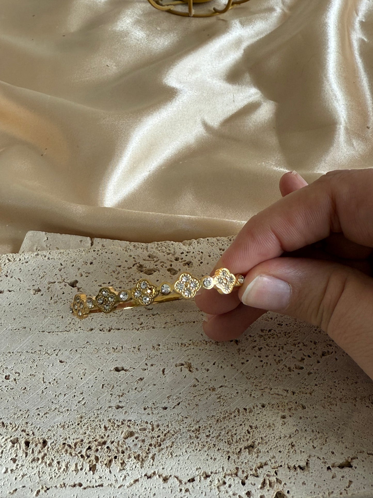 Glamor Bracelet