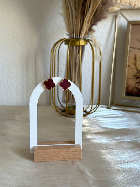 Eline in maroon “Earrings “