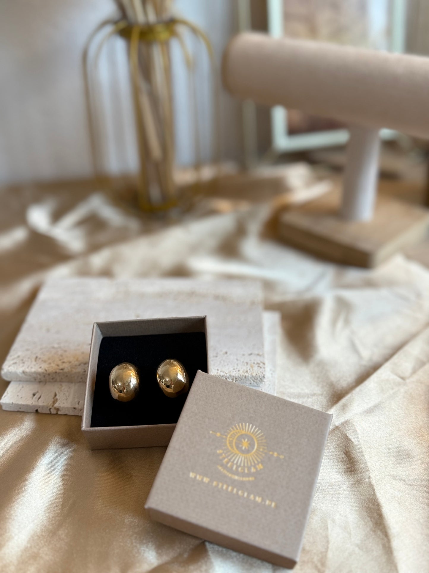 Suzana “Earrings”