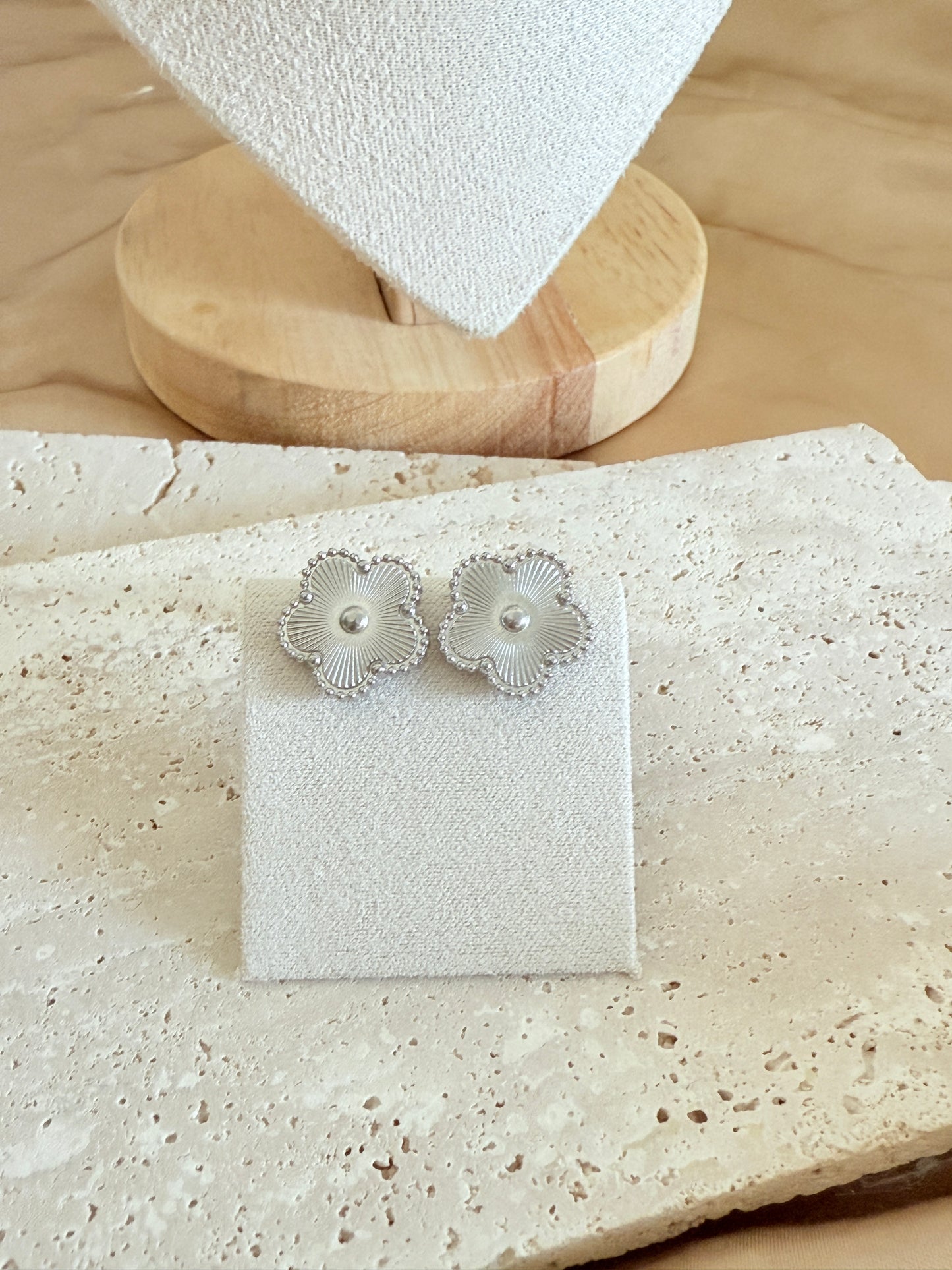 Silver Rose (Earrings)