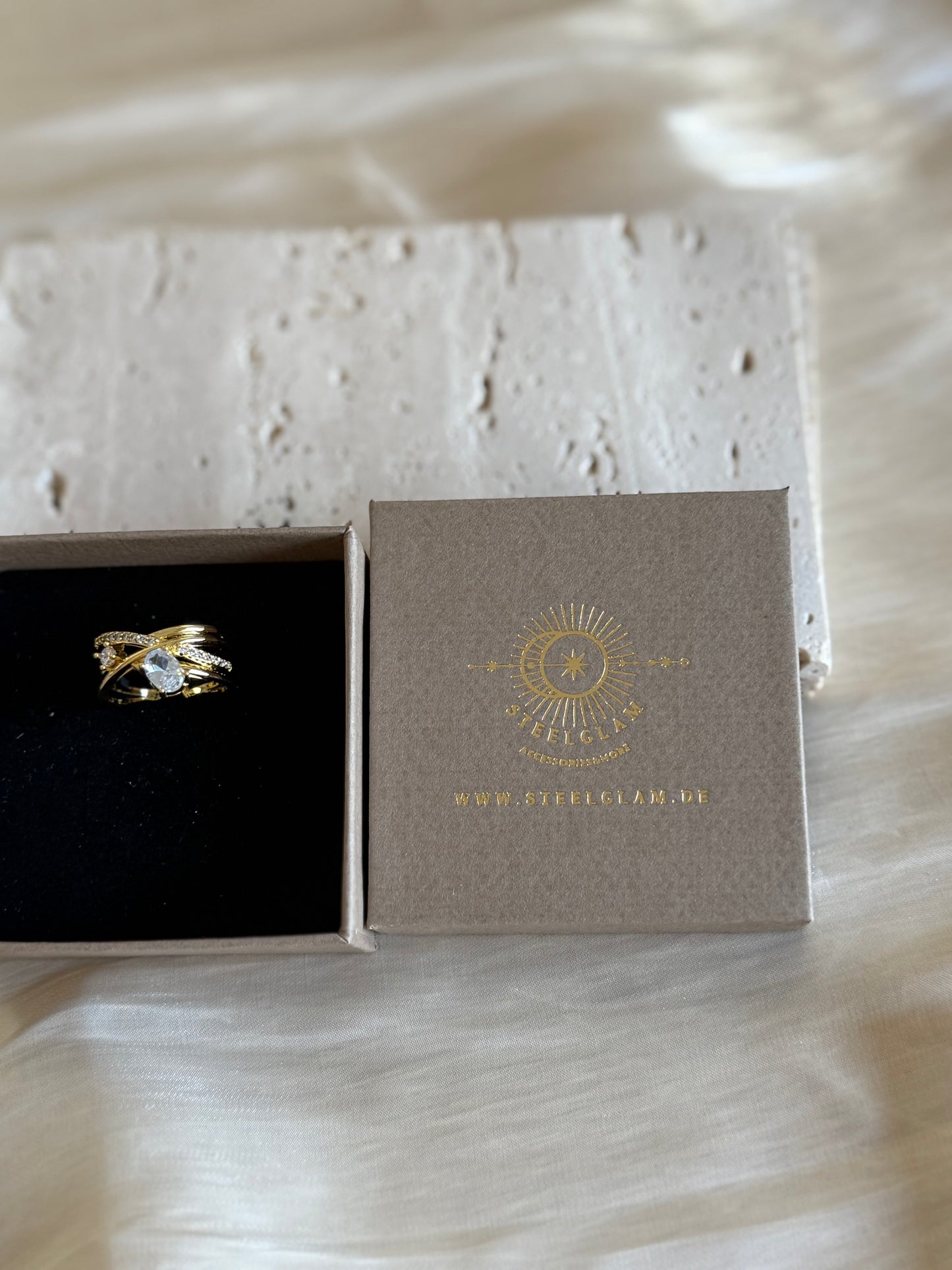 Farida”Ring”