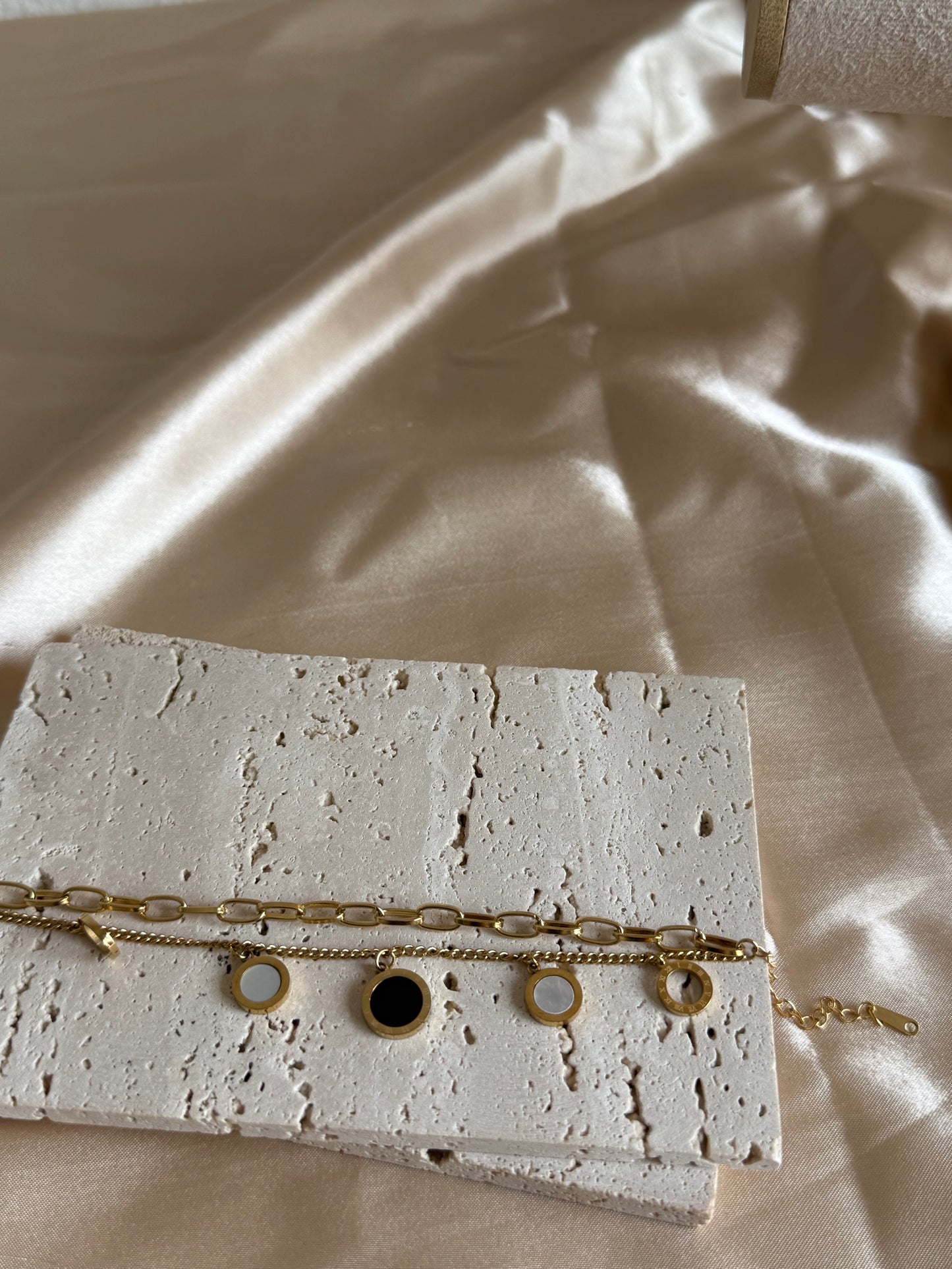 Faya Bracelet