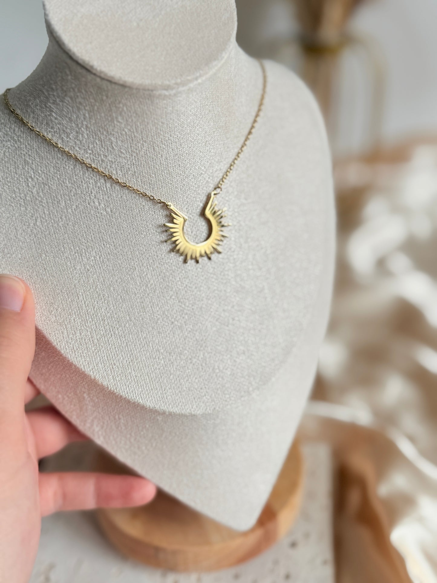 Aelia Necklace