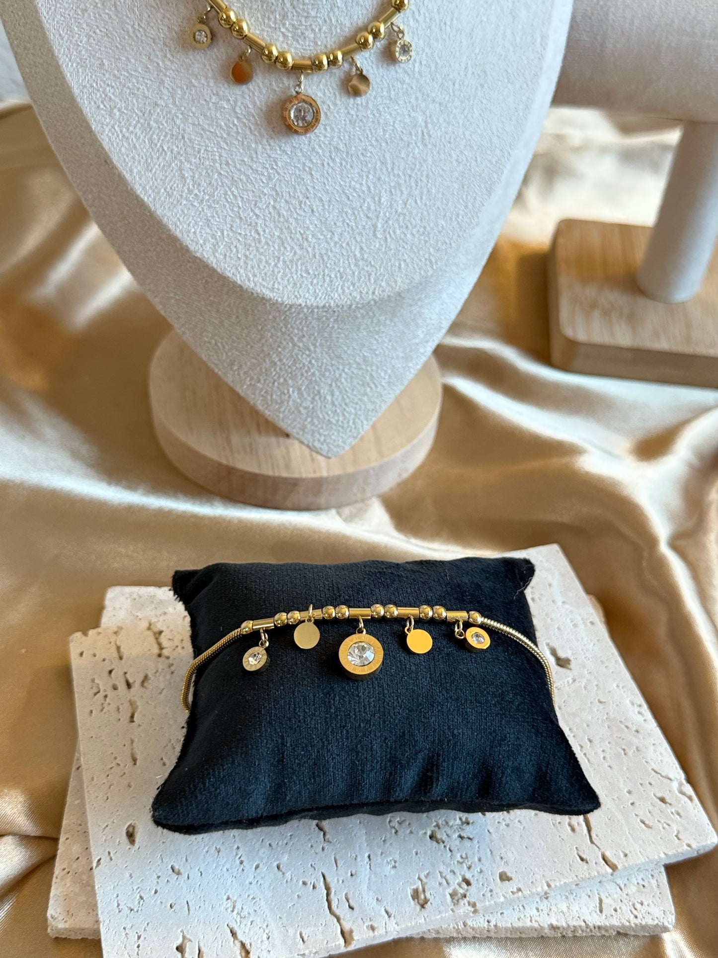 Lilaf “Bracelet
