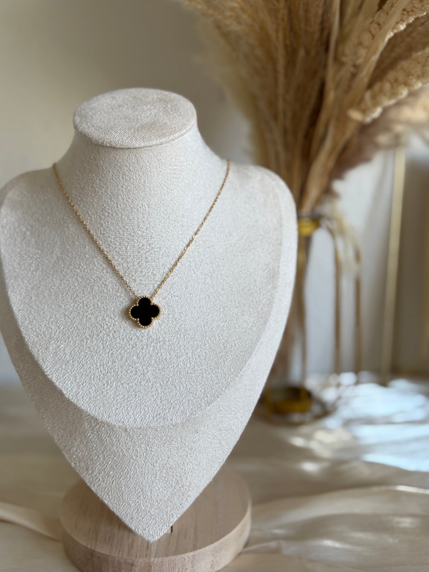Eline in black “Necklace “