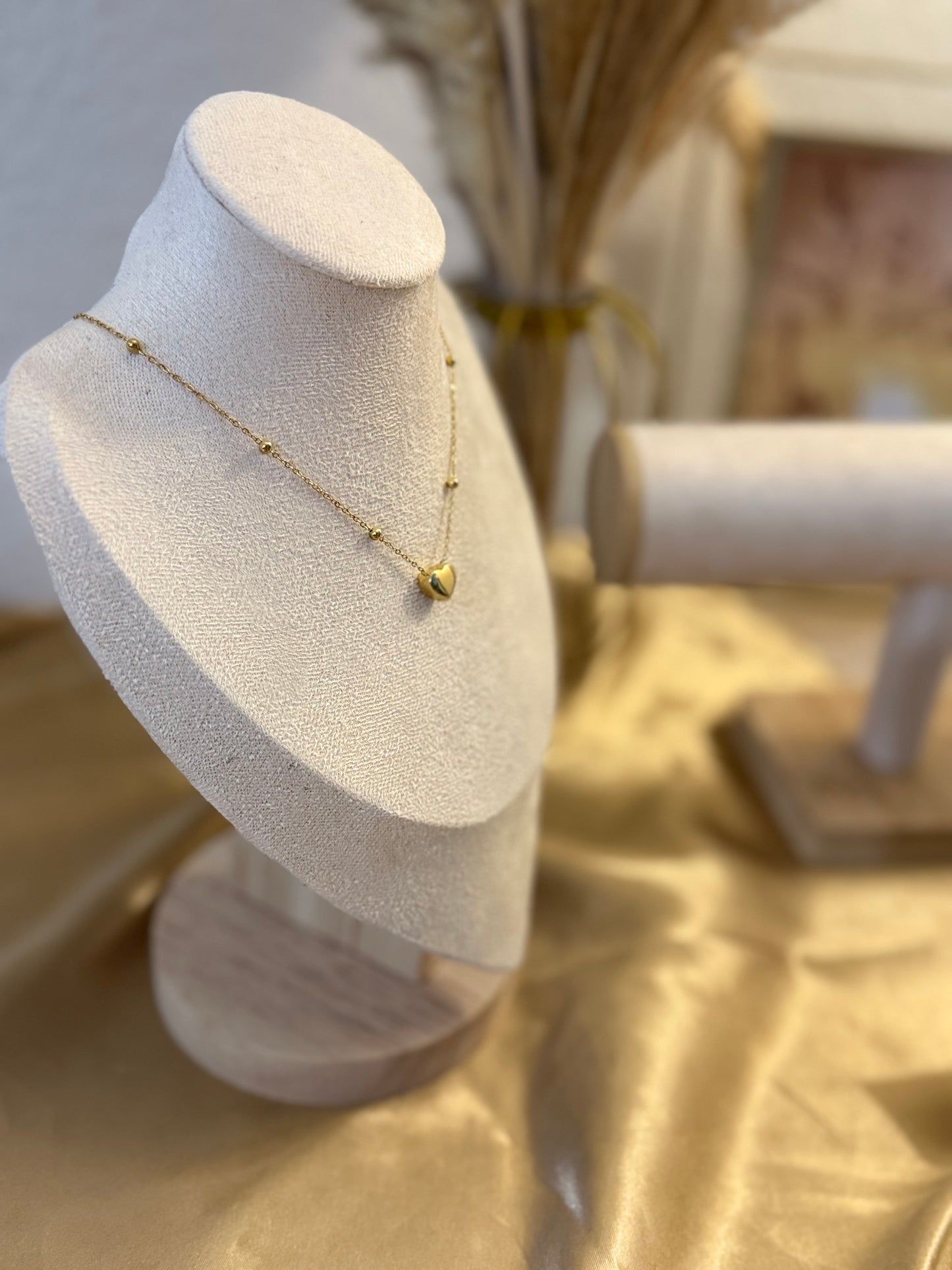 Mia “Necklace”