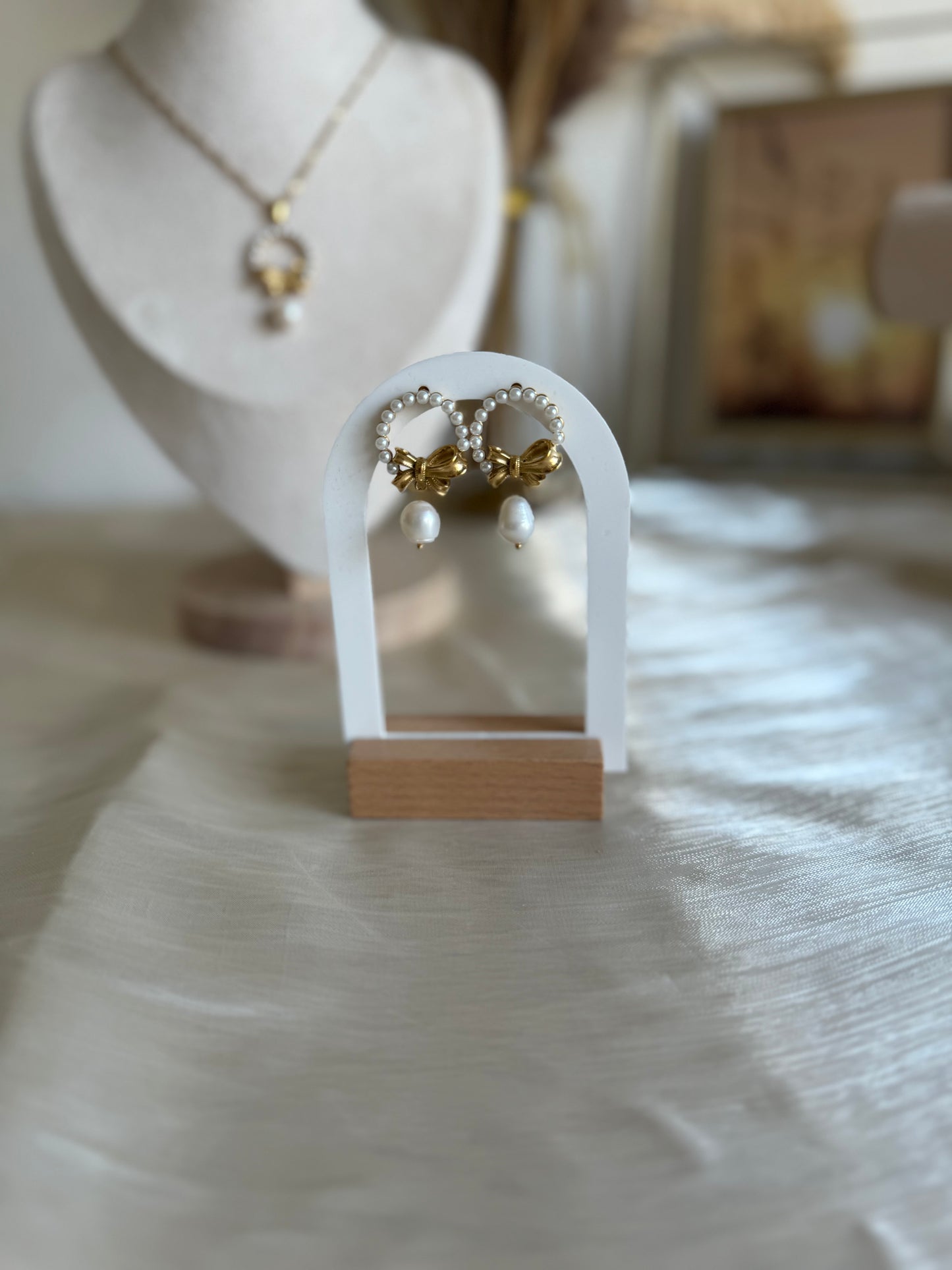 Luxury bow “Earrings “