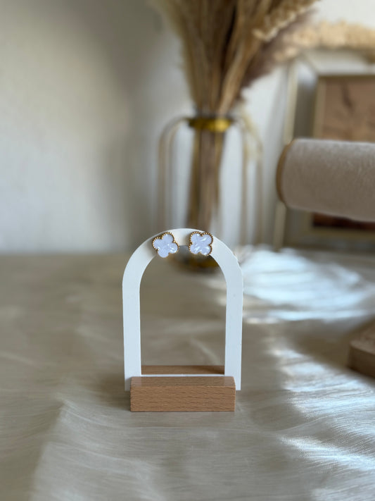 Eline in white “Earrings “