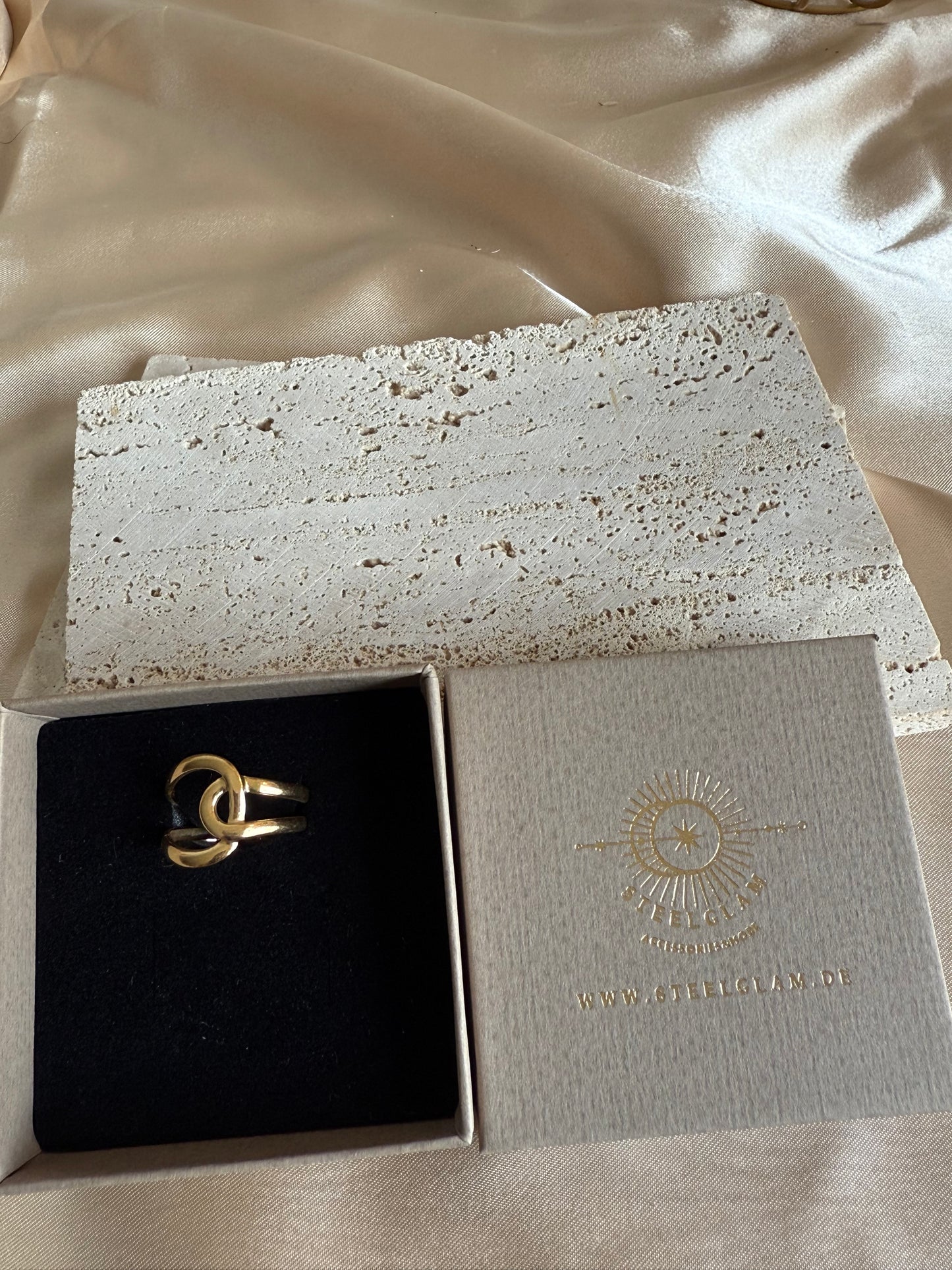 Belle Rings
