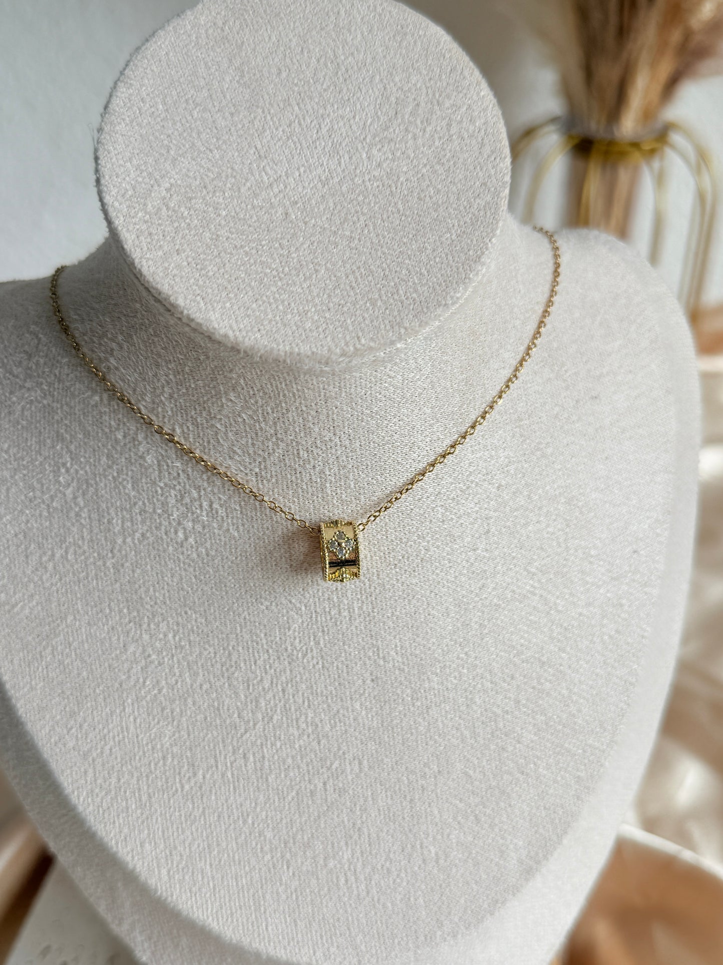 Lidea “Necklace”