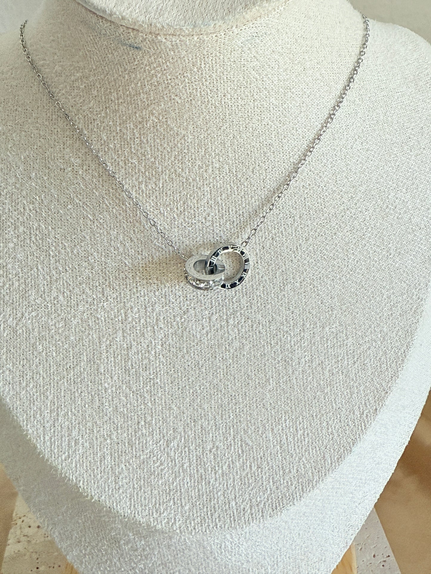 Glory Necklace