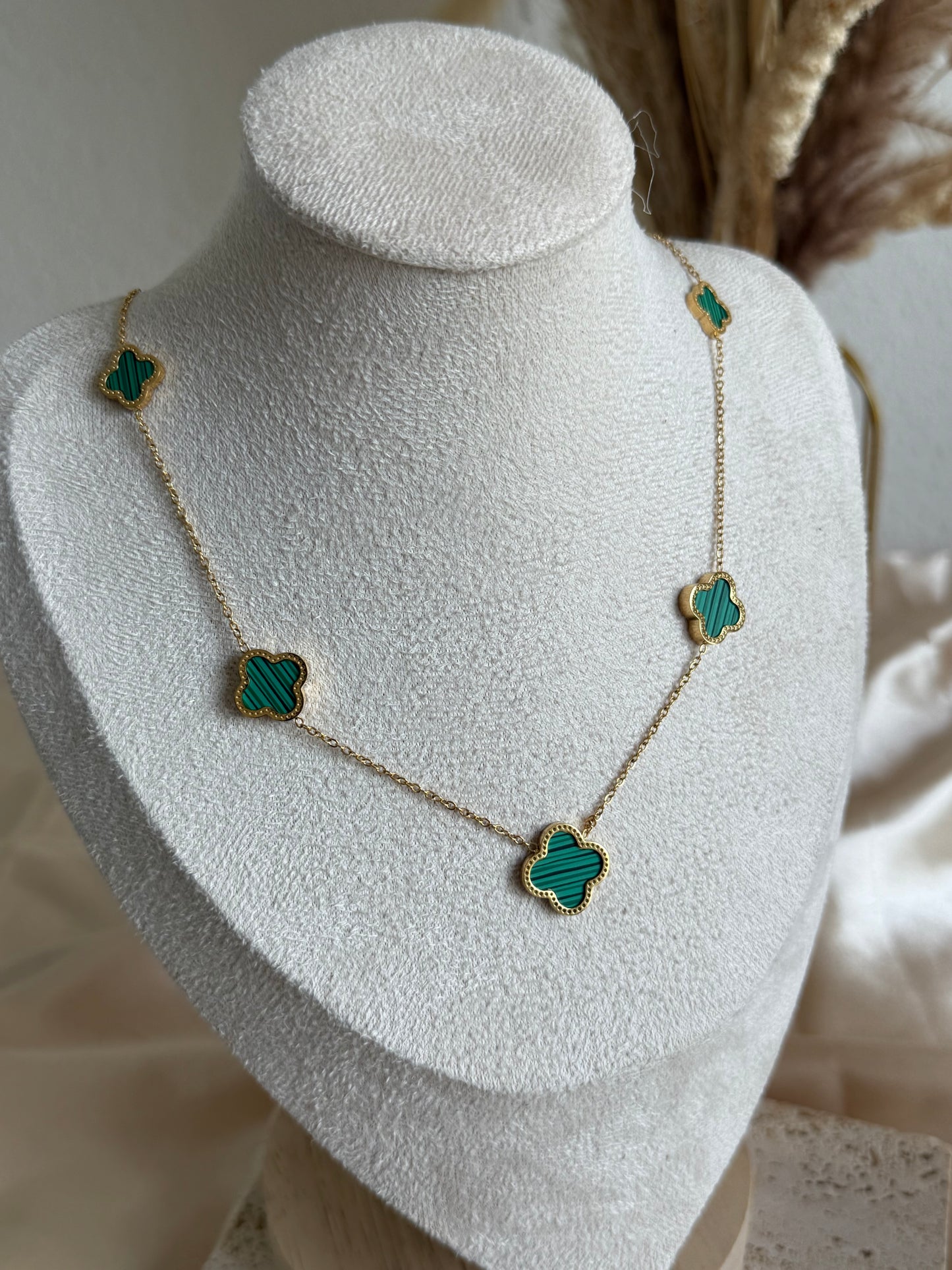 Eline in Green Necklace