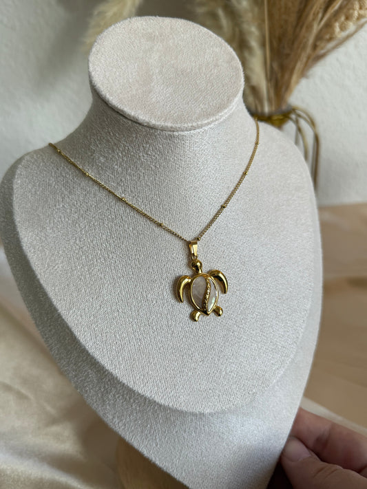 Secret Ocean White Necklace