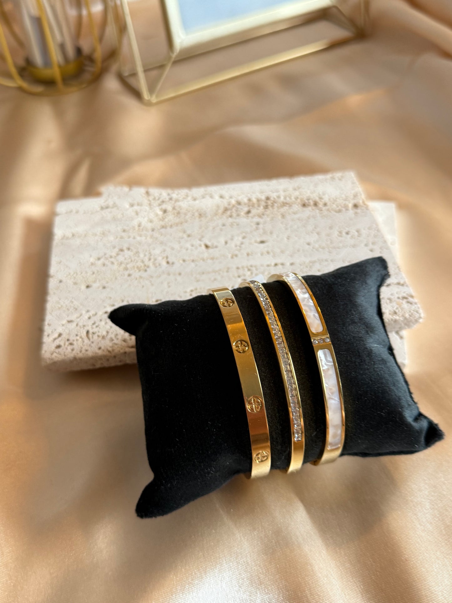 Saliy “Bracelet”