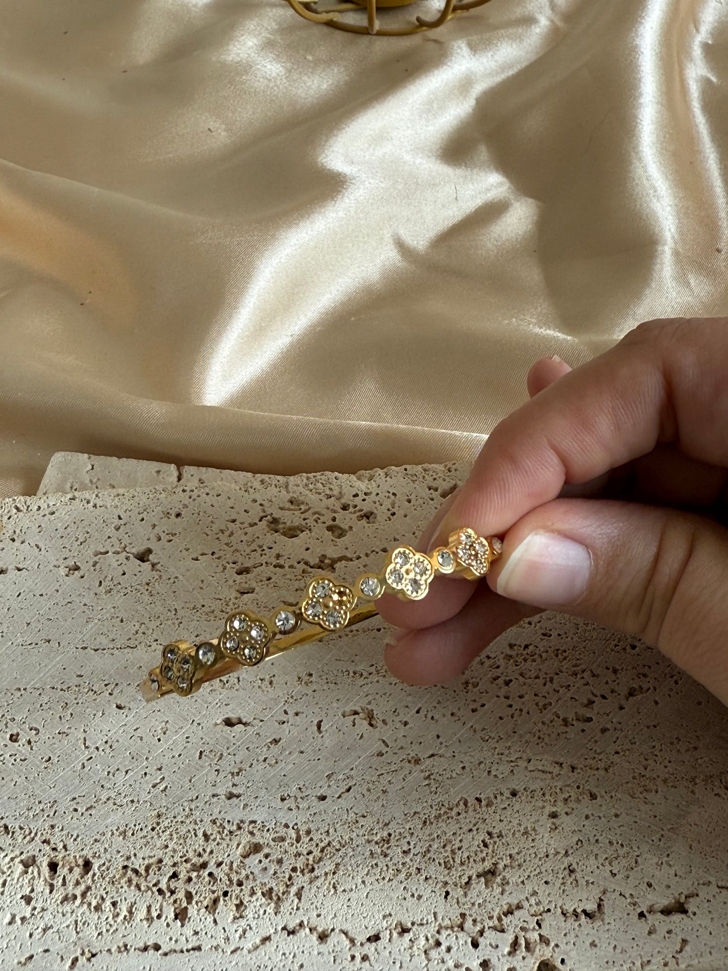 Glamor Bracelet