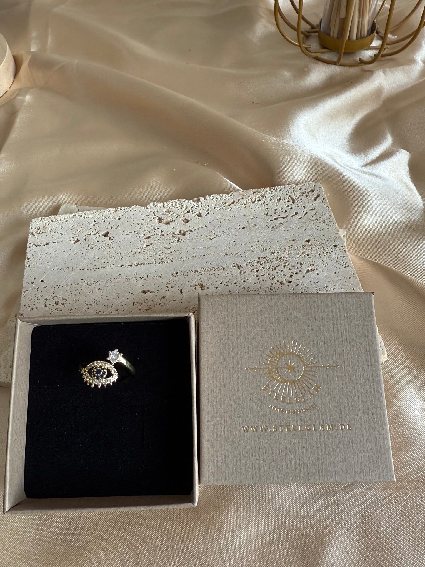 Nola Rings
