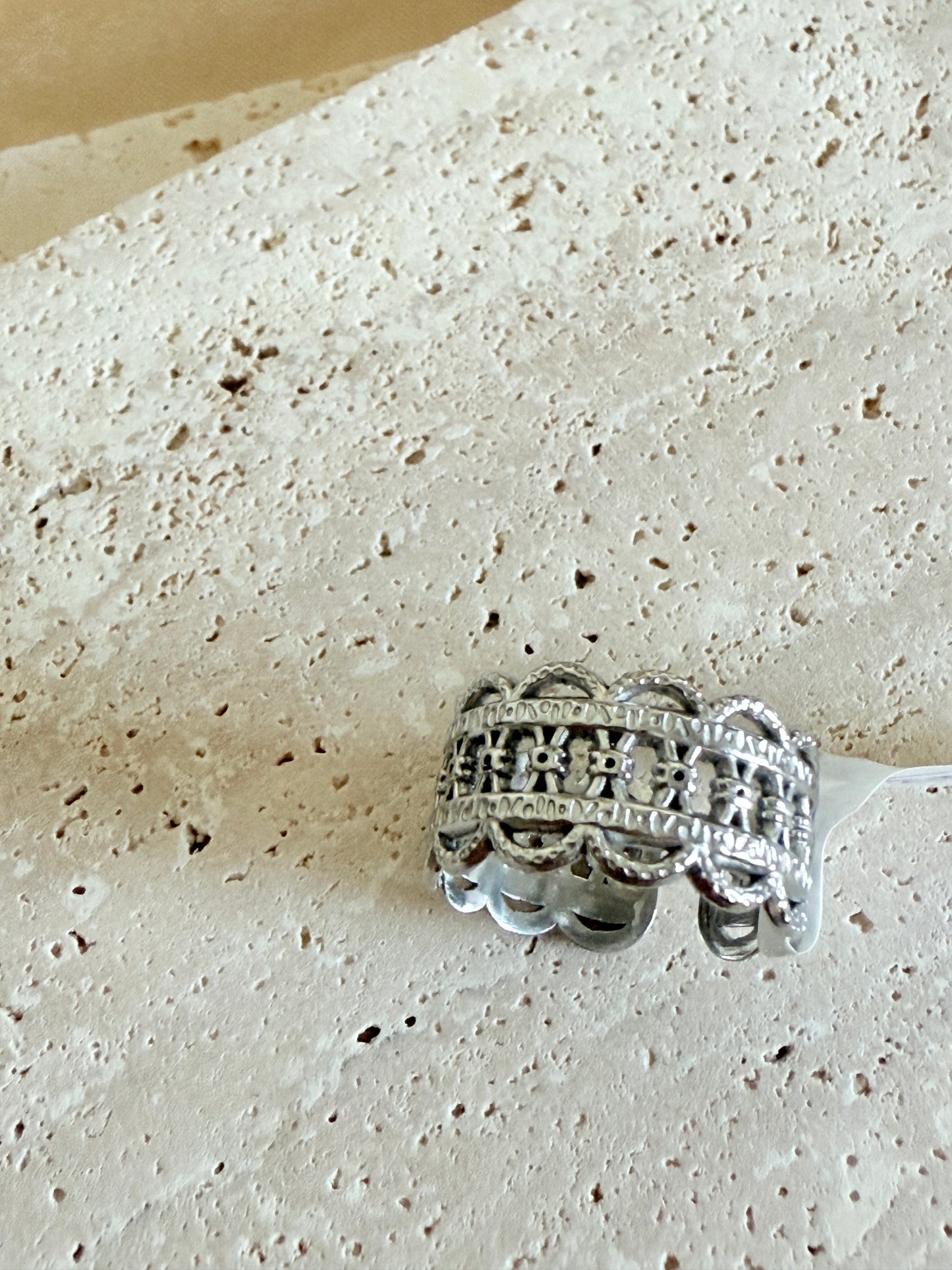 Eloria Ring