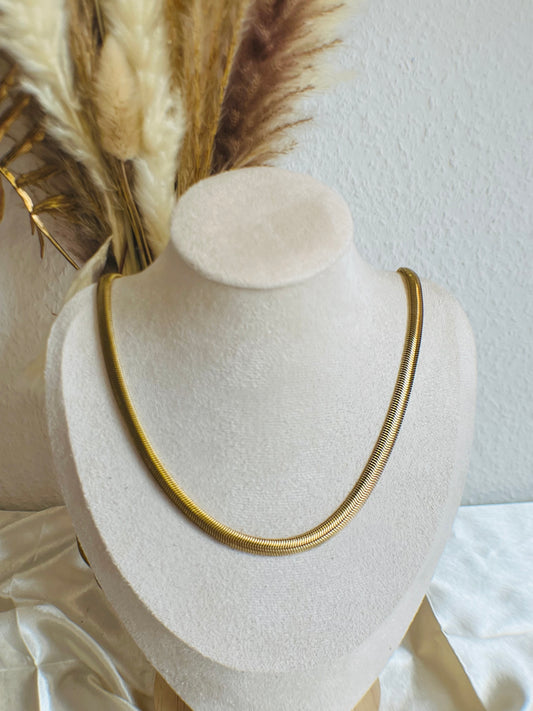 Karin “Necklace”