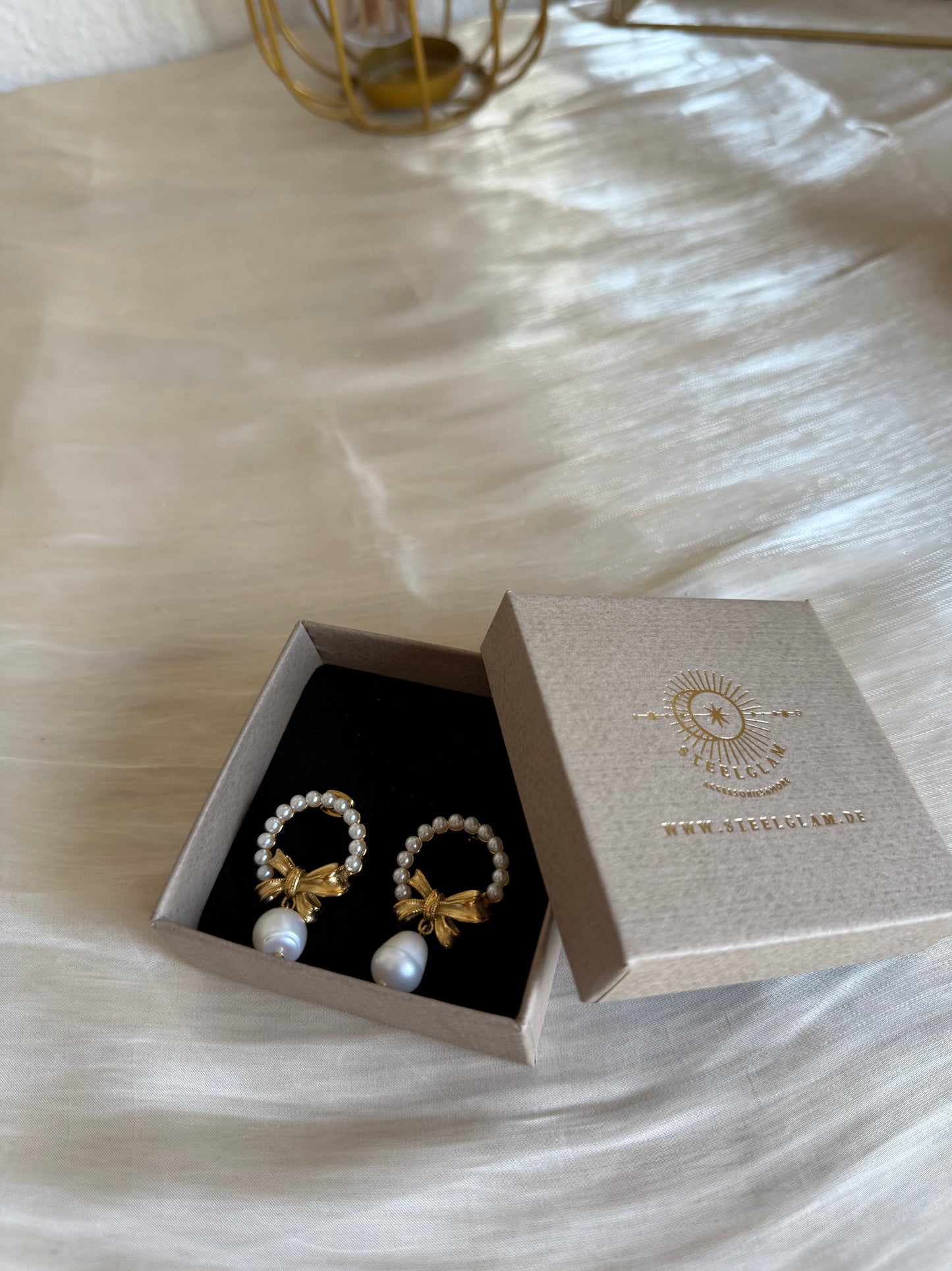 Luxury bow “Earrings “