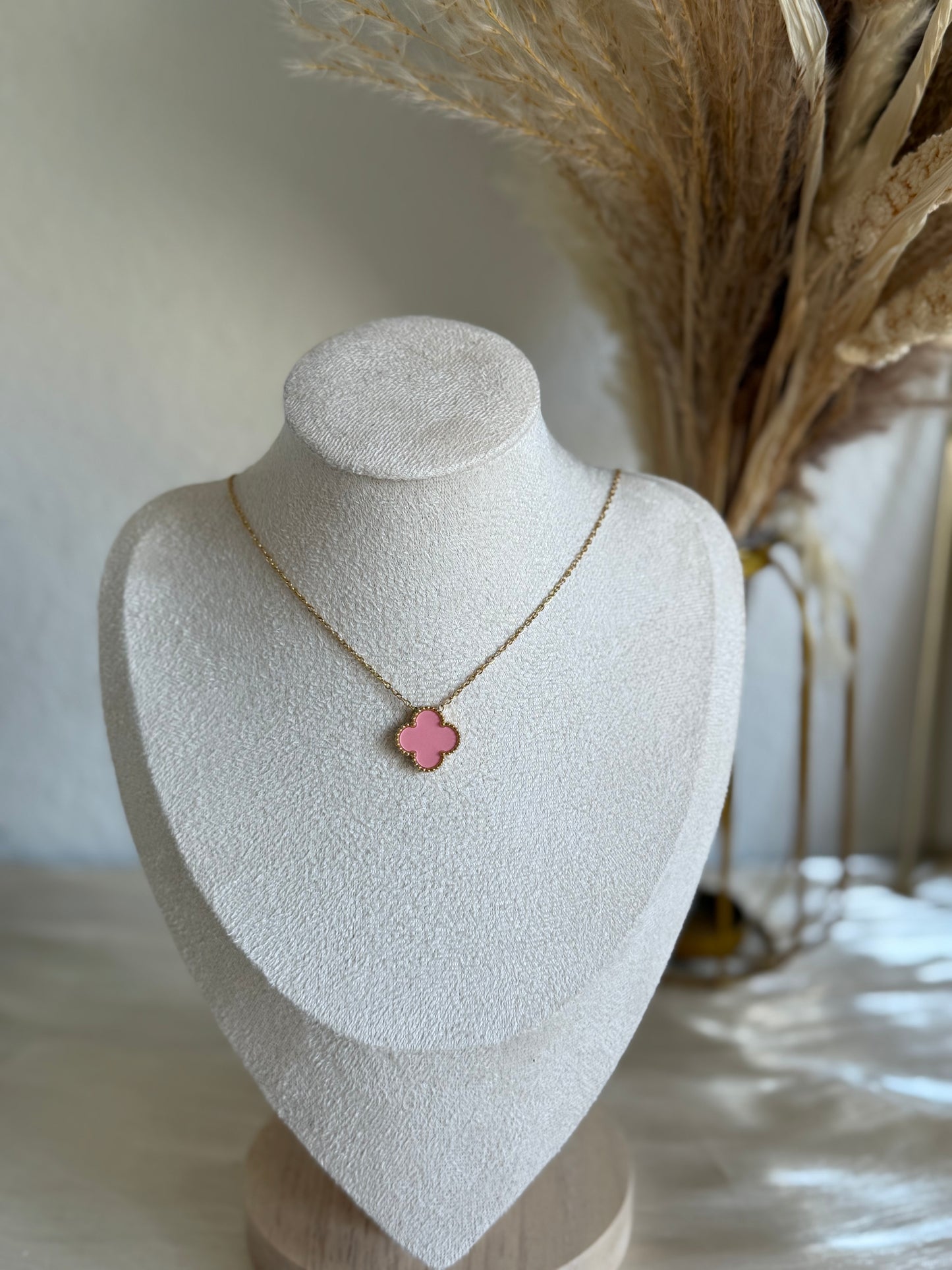 Eline in pink”Necklace “