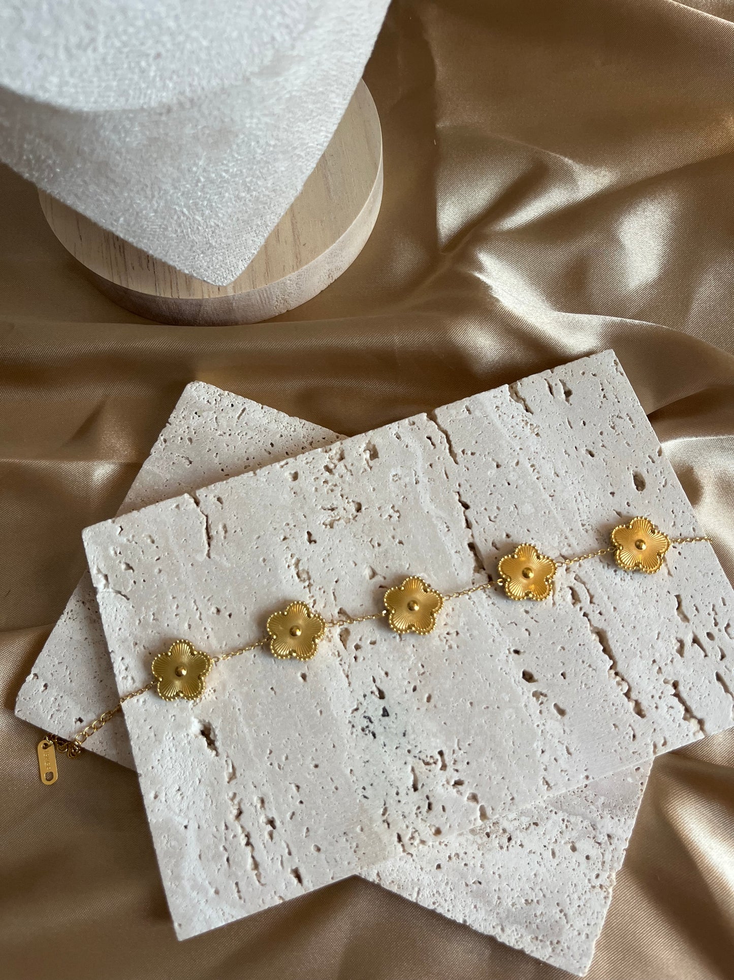 Golden Rose “Bracelet”