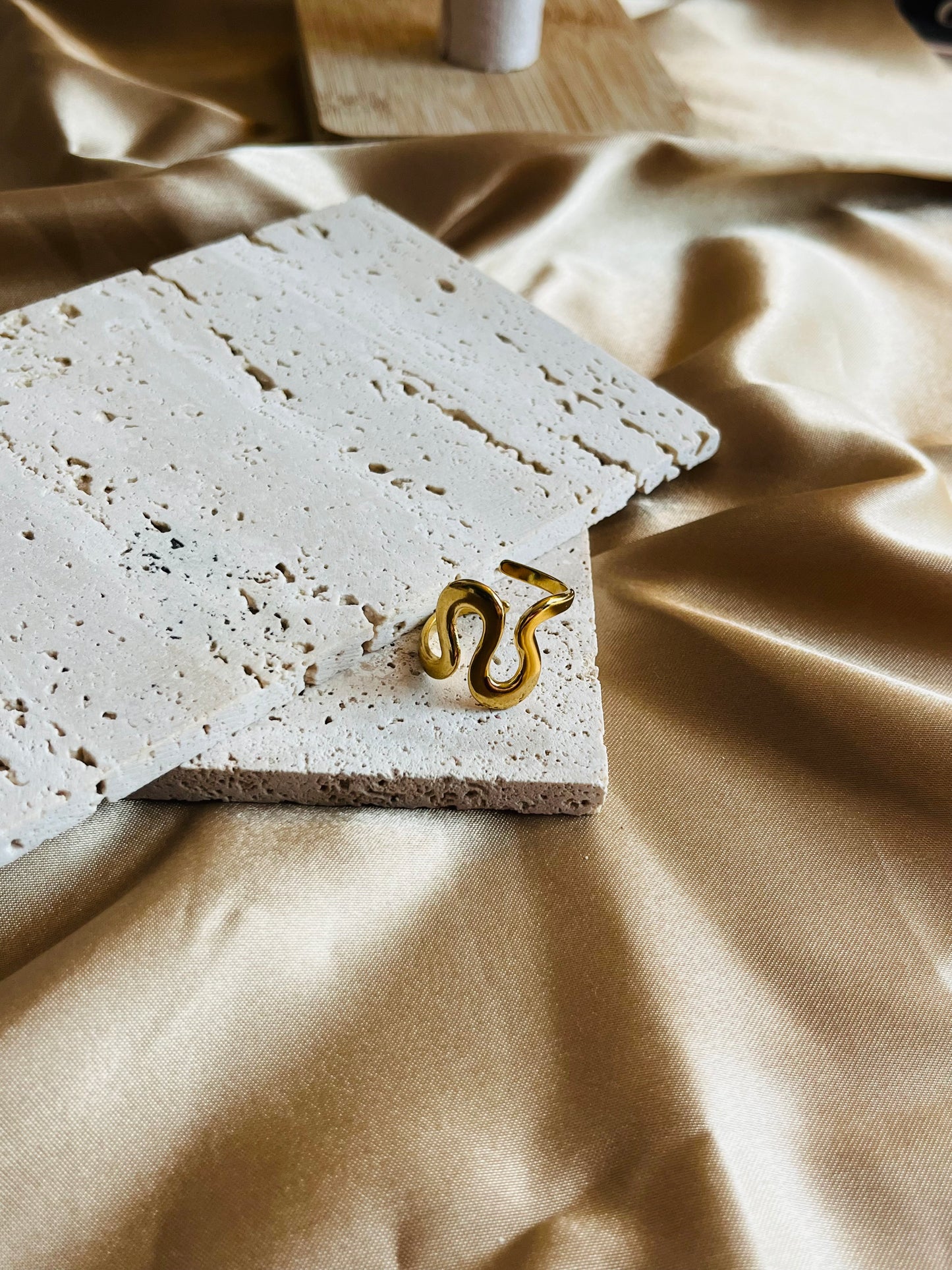 Kadyi “Ring”