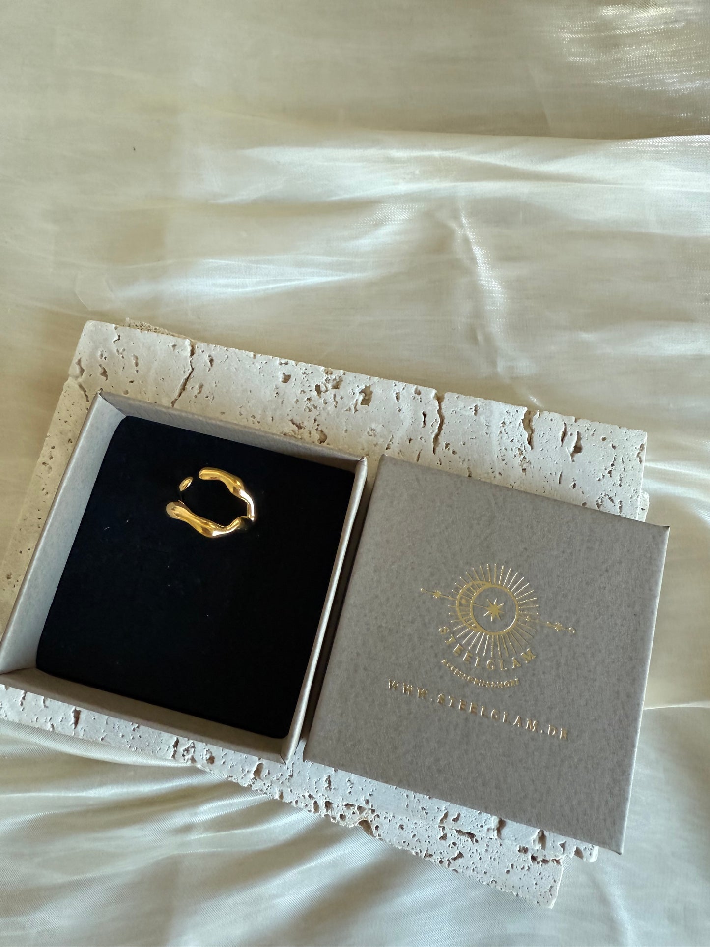 Dalida “RING”