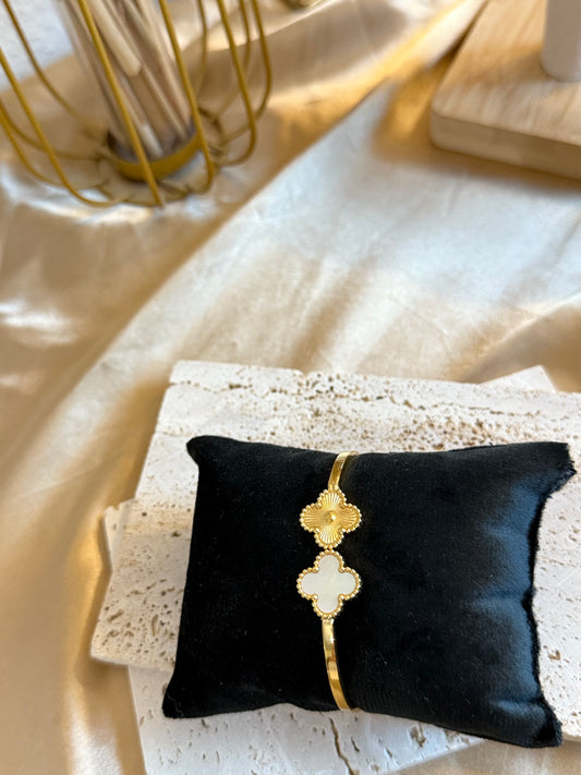 Clara in white “BRACELET”