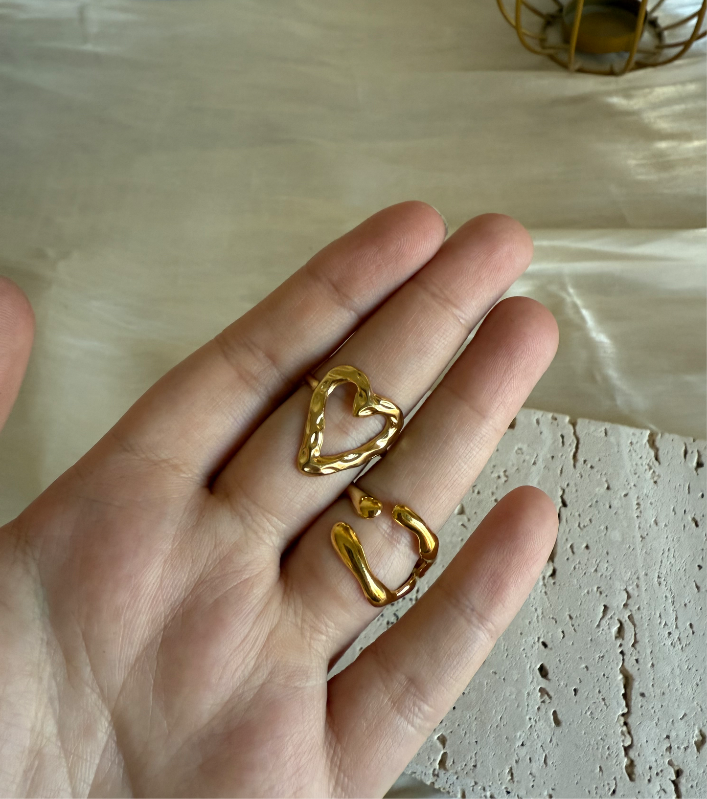 Hania “Ring”