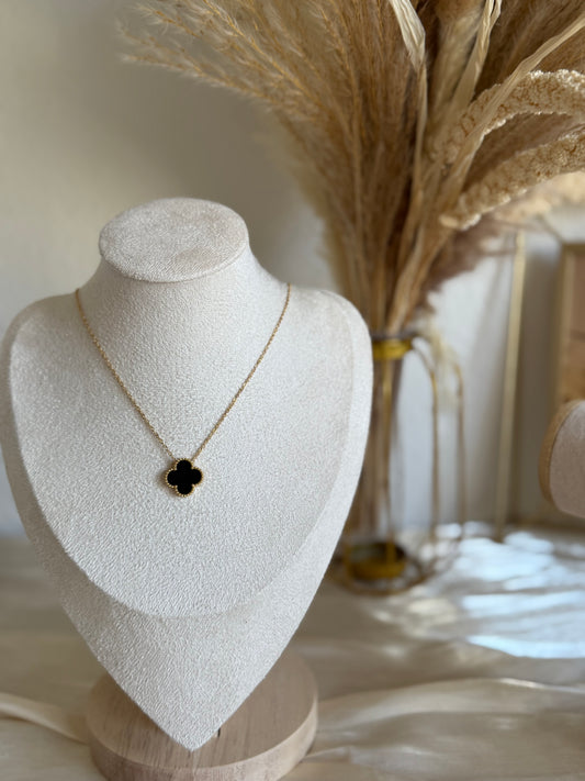 Eline in black “Necklace “