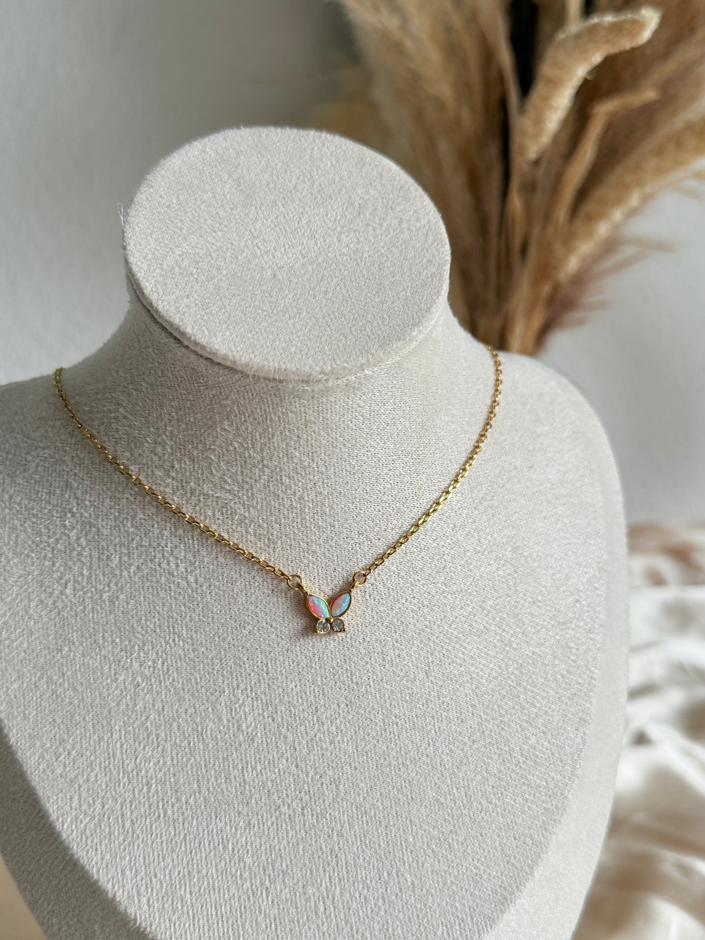 Glow Butterfly’s Necklace