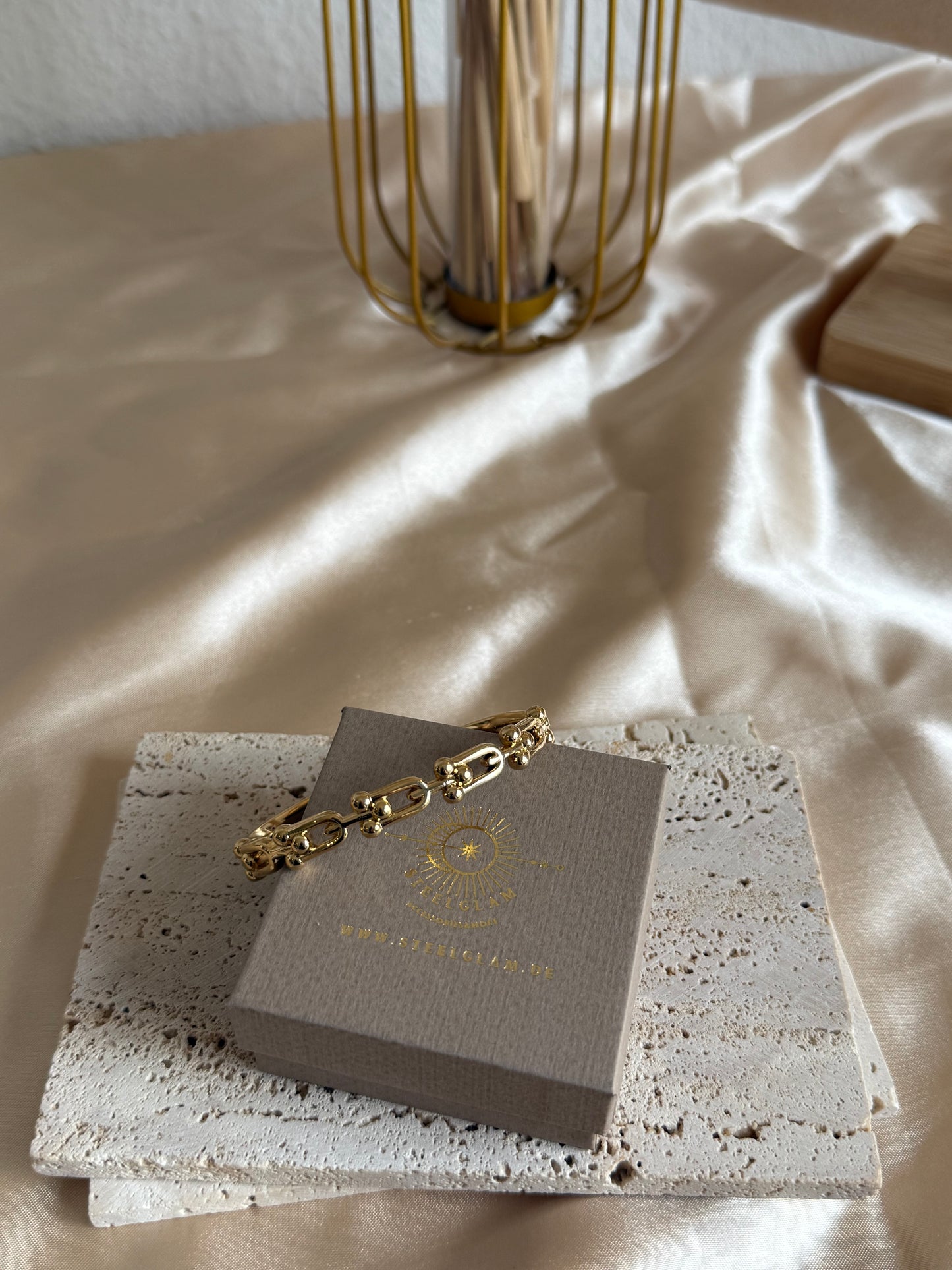 Golden shine Bracelet