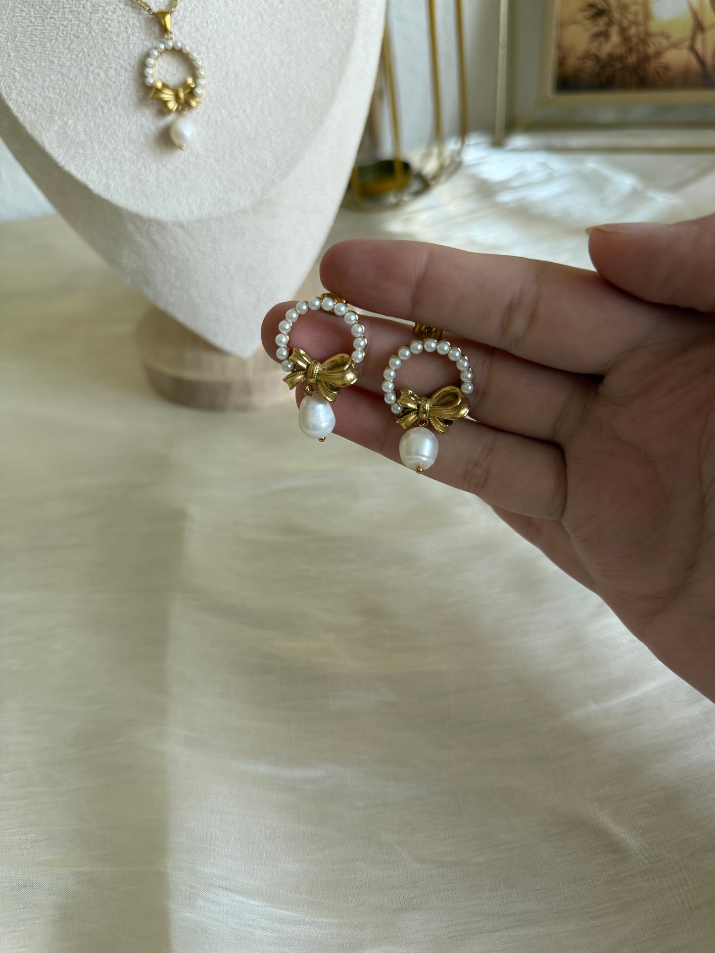 Luxury bow “Earrings “