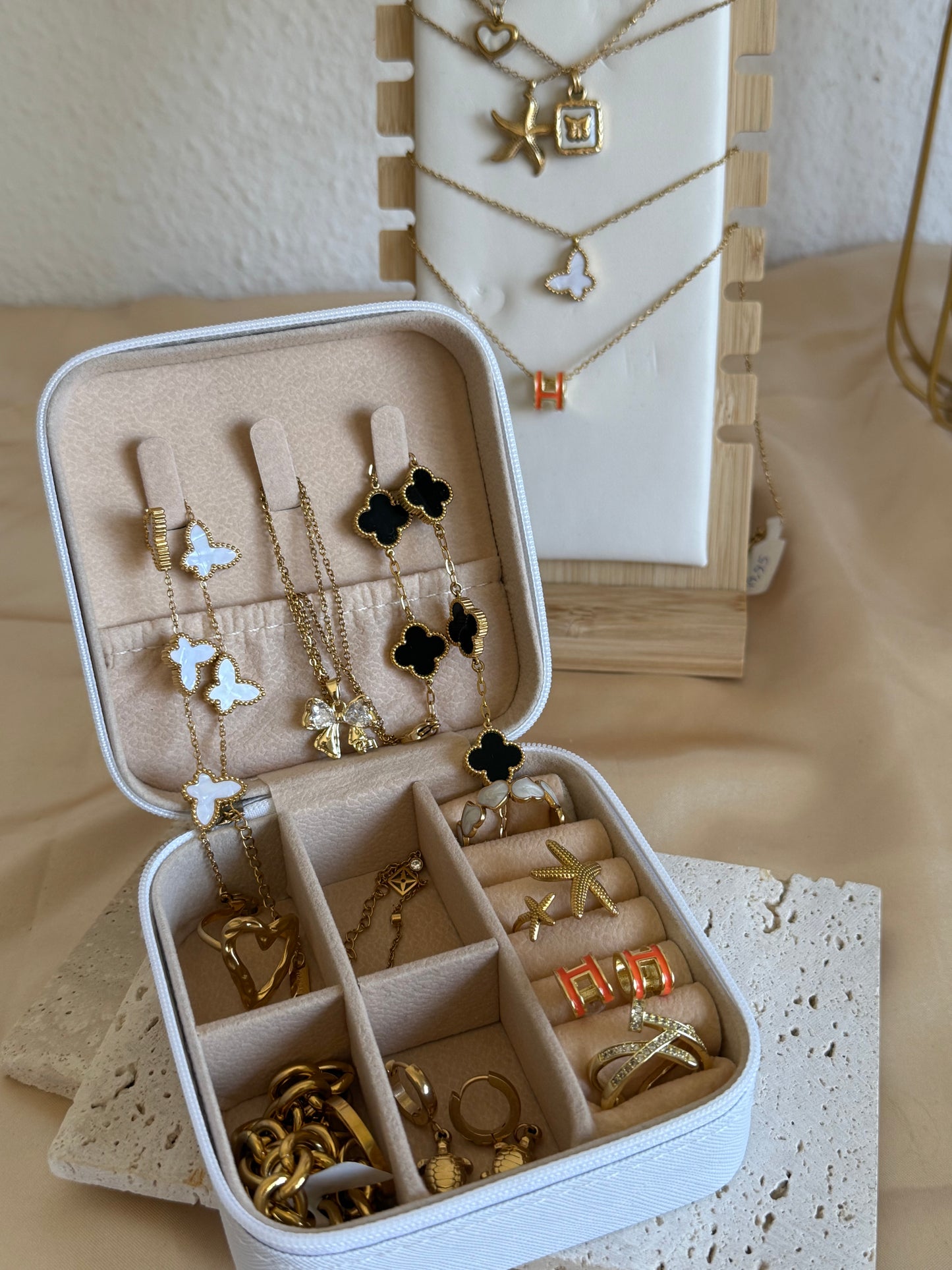 Jewellery box
