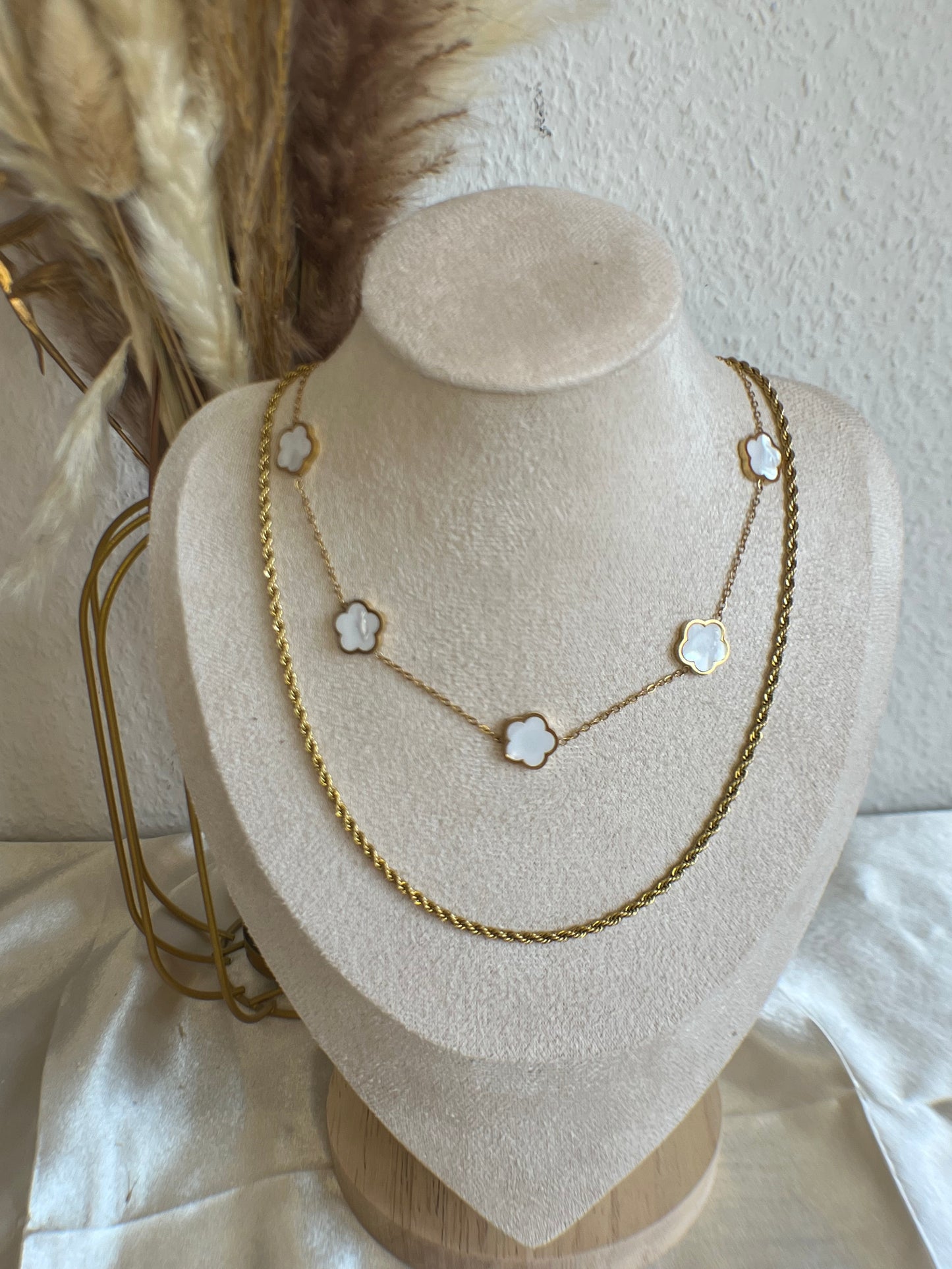 Naya “Necklace”